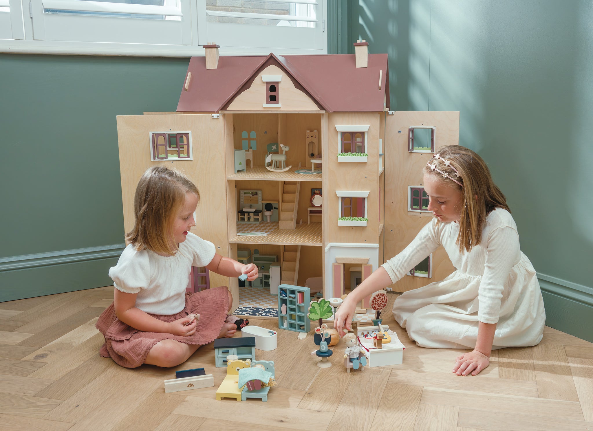 Fantail Hall – Tender Leaf