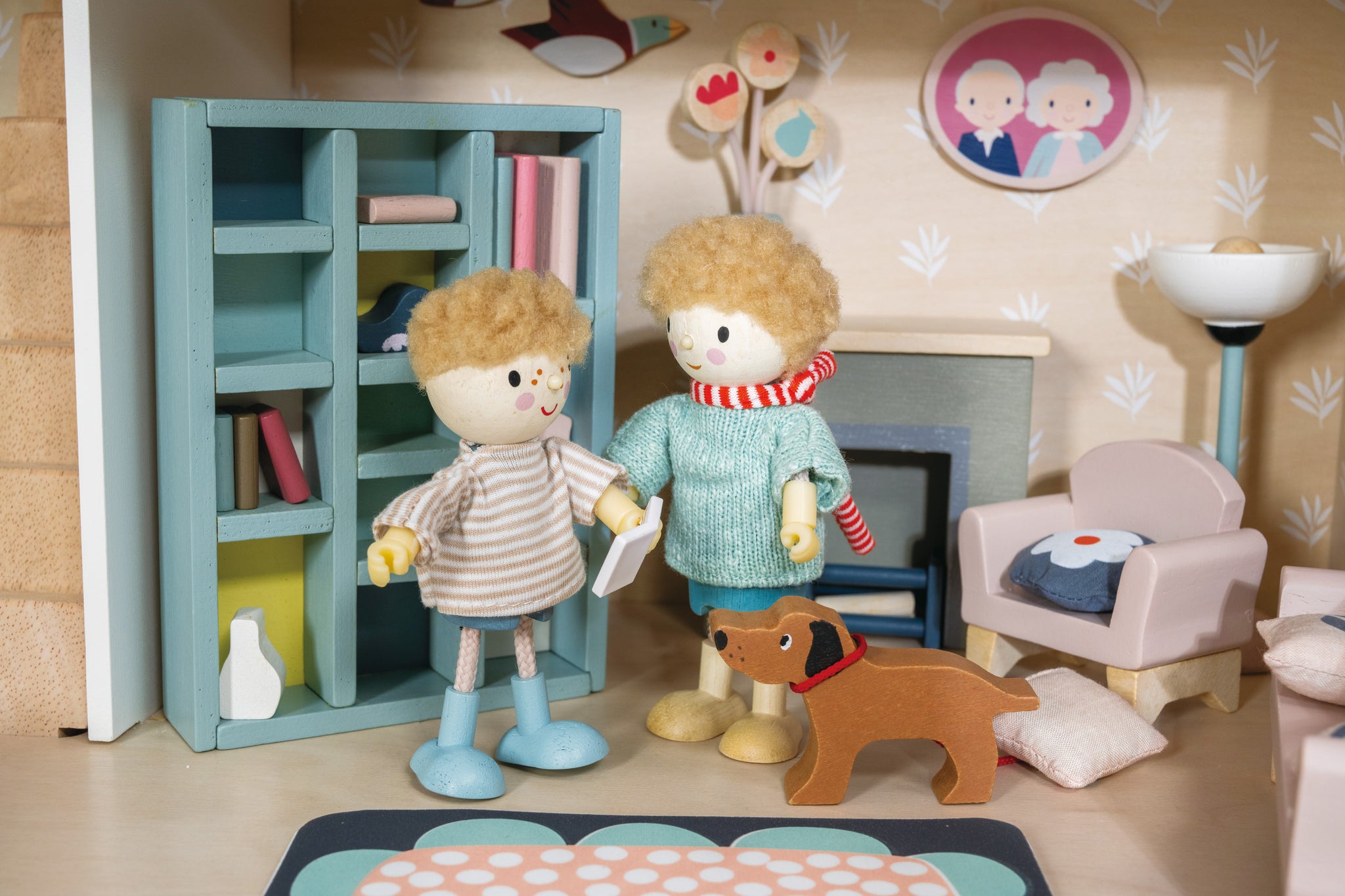 Dolls House Sitting Room Furniture – Tender Leaf