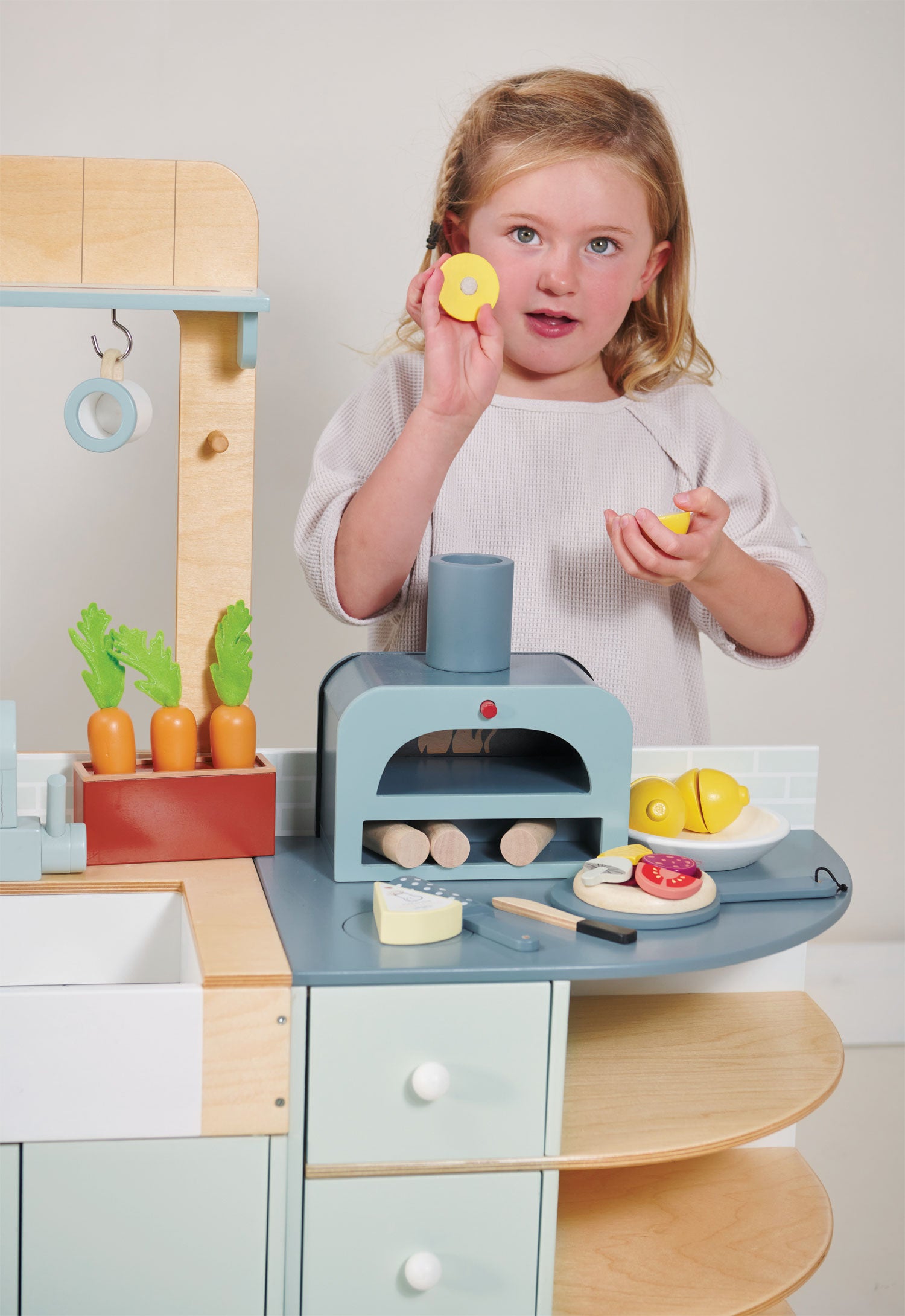 Tender Leaf Toys La Fiamma Grand Kitchen